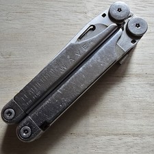 LEATHERMAN WAVE ORIGINAL MULTI TOOL PLIERS KNIFE SAW 830837