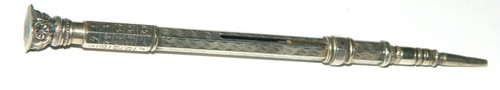 Joli porte mine argent - porte, en