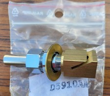 Douille d'arrivée d'urinoir