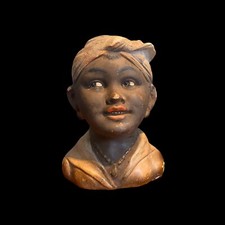 Ancienne Tirelire À Casser &