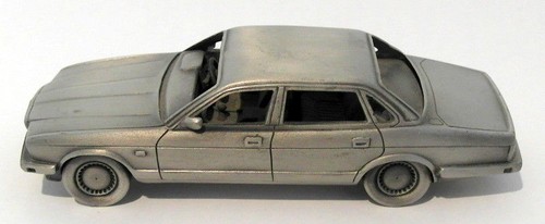 Danbury mint pewter approx - pewter,
