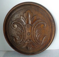 Panneau légèrement ovale en