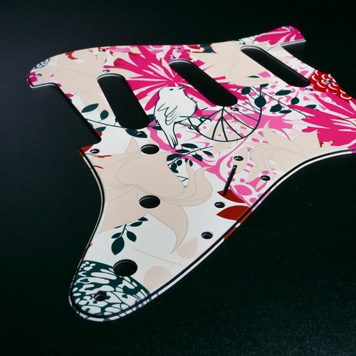 Pickguard fender strat - pickguard,