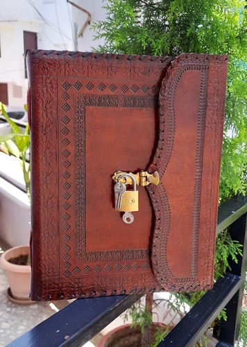 Cuir grimoire relieur - cuir,