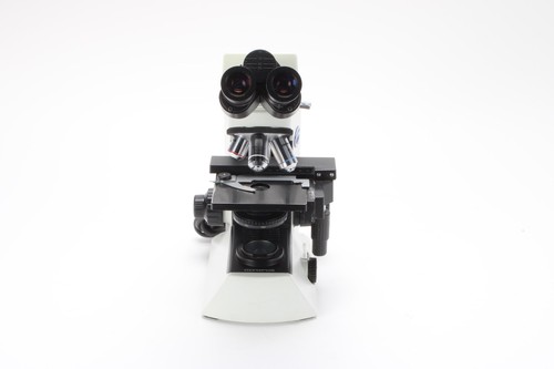Microscope laboratoire - de,