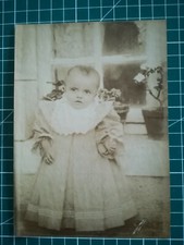 GG006 photo circa 1890 VGC 16.5x12 cm large portrait baby baptism dress?