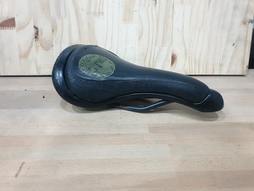 Drop nose saddle - nose,
