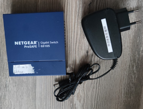 Netgear gs105 switch - ★,