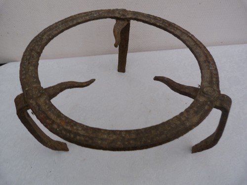 Ancien support fer forgé - ancien, en