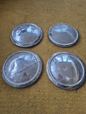 Jeu de quatre enjoliveurs en