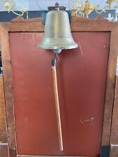 ancienne cloche de porte