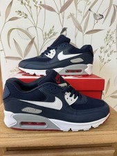 Basket homme T44 Air Max Neuve