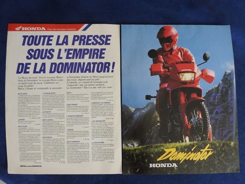 Publicité double page moto - page,