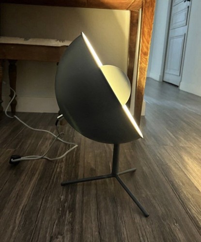 Lampe trépied lampadaire