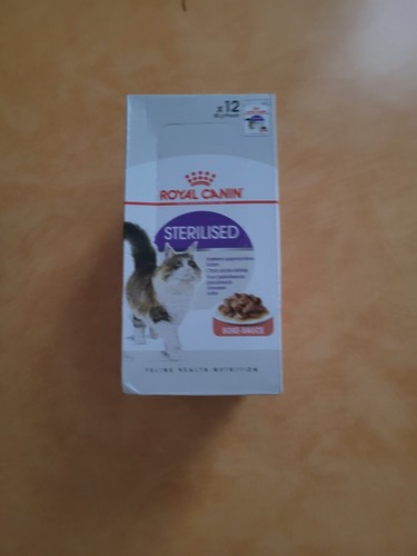 Boîte royal canin sterilised - boîte,