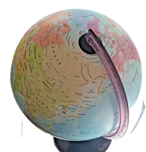 Globe terrestre décoratif