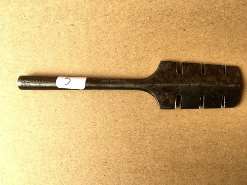 Old tool - /,