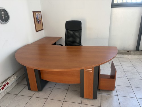 Bureau angle - bureau, d’angle