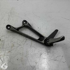 Platine arrière avec repose pied gauche  Honda 1000 CB1000R 2008