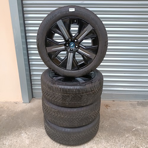 Roues avec pneus - roues,