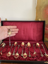 12 petites cuillères, argent