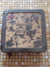 Rare emergency kit. Health Service. Paris Fire Brigadeurs. Helmets...
