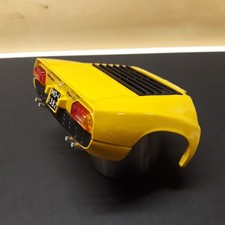 1/18 Lamborghini Miura capot
