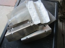 PATTES DE FIXATION POUR