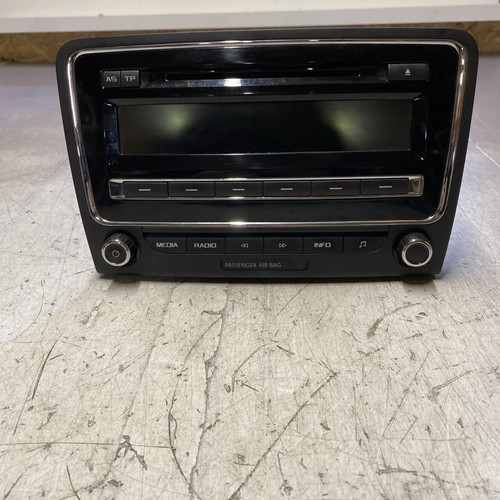 Autoradio radio 3t0035161j - autoradio, cd-radio