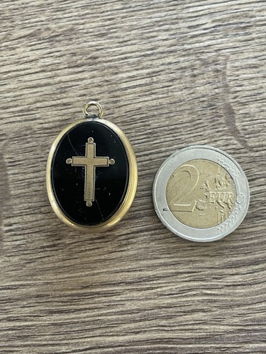 Ancienne pendentif porte
