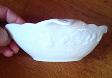 SAUCIERE A GRAS EN PORCELAINE