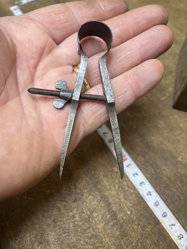 Compas peugeot frères outil - peugeot,