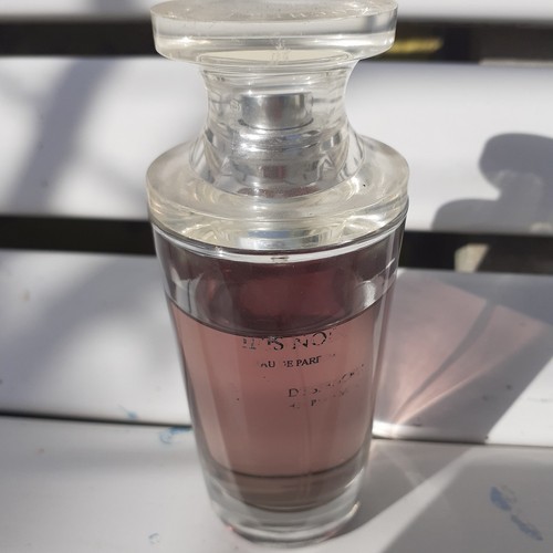 Iris noir eau - noir, parfum