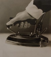 VERNACULAR Iron CHELMO 1950