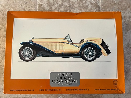 Pocher alfa romeo spider - 1/8,