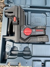 Bosch BM1 Professional Laser Wall Mount and Mini Tripod ( Laser Not Included )