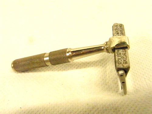 Ancien rasoir mécanique rolls - ancien,
