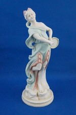 Sculpture Vestale porcelaine