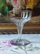 ANCIENNE COUPE À CHAMPAGNE DITE CHAMPENOISE EN CRISTAL