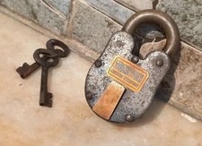 Serrure en fonte Thomson