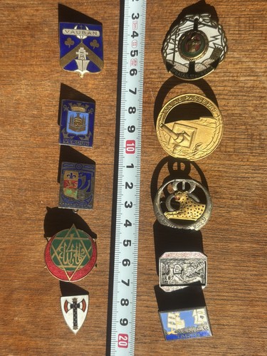 Insigne militaire armée lot - ,