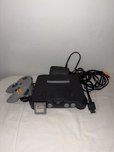Nintendo n64 console bundle - 64,