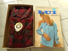 chemise + boite et étiquette