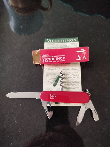 Couteau victorinox neuf - neuf, 6