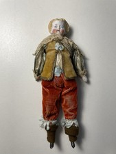 Réf : 2268 – Poupée