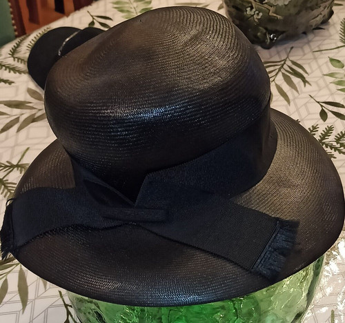 Ancien chapeau femme en - de,