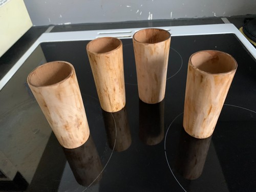 Lot gobelets en bois - 4,