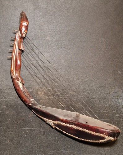 Harpe anthropomorphe mangbetu - harpe,
