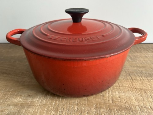 Cocotte creuset en fonte - cocotte,