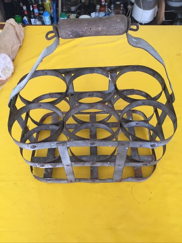 Ancien porte bouteilles - porte,